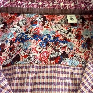 Robert Graham pink/purple button down shirt